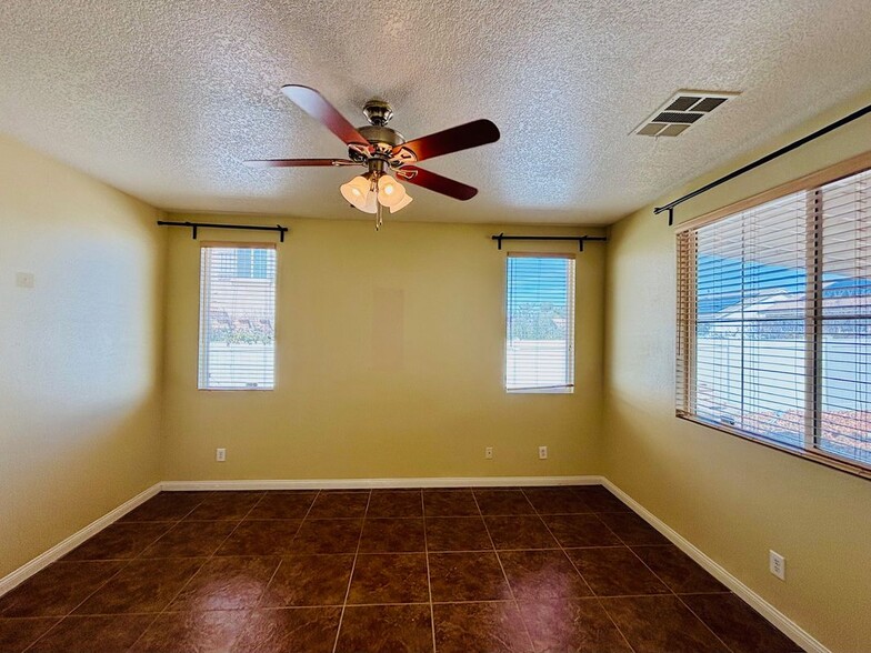 Building Photo - 36742 37th St E