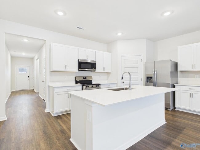 Building Photo - 237 Murphy Ln