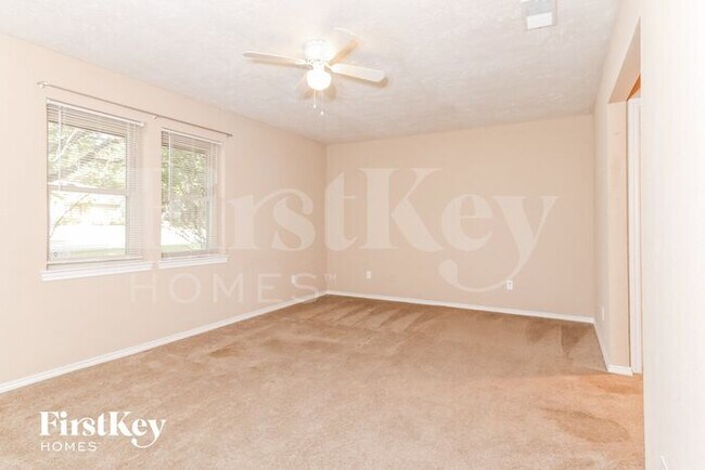 Building Photo - 718 Bordner Dr