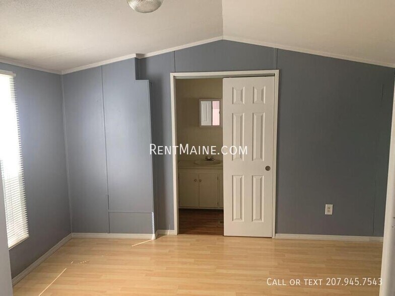 Building Photo - 27 Pheasant Hill Mobile Home Park
