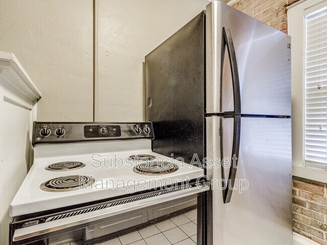 Building Photo - 429 NW 11th St