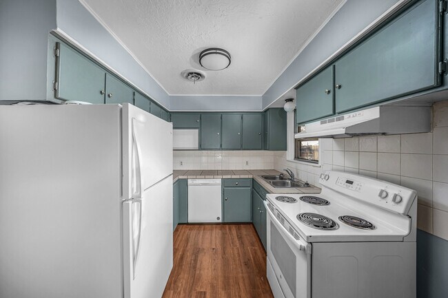 Building Photo - 1632 NW 48th St