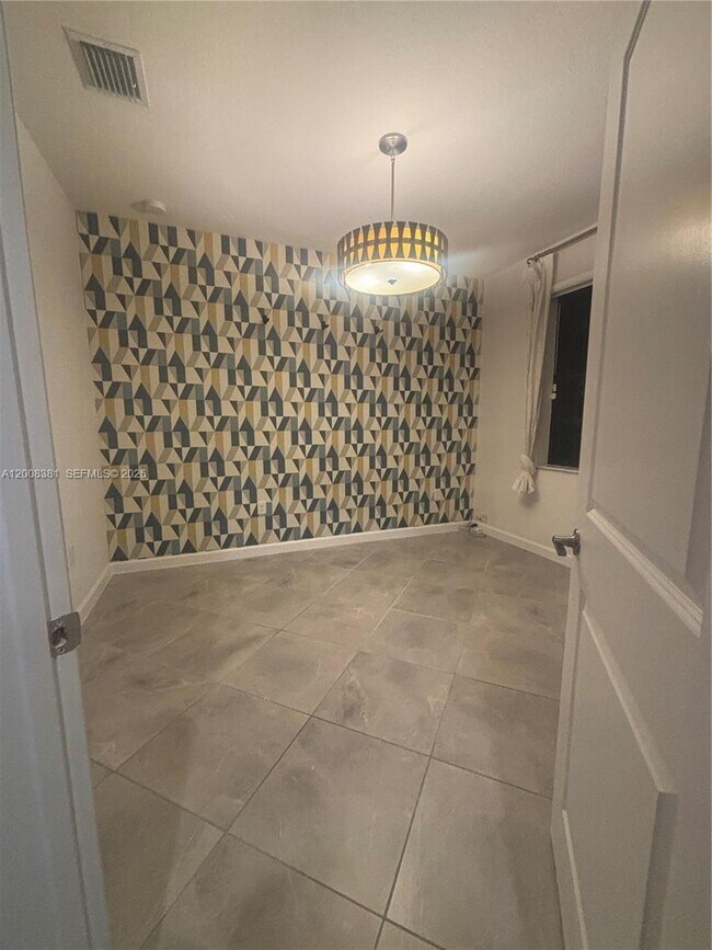 Building Photo - 25002 SW 114th Ave