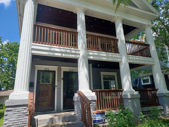 Primary Photo - Beautifully Updated 4 BR/2 BA Upper-Level Duplex in Minneapolis with 2-Car Garage!