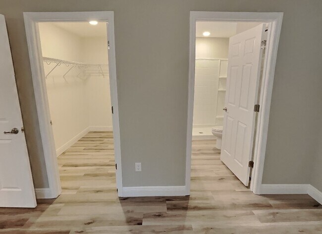 Building Photo - 6691 N Waycross Way