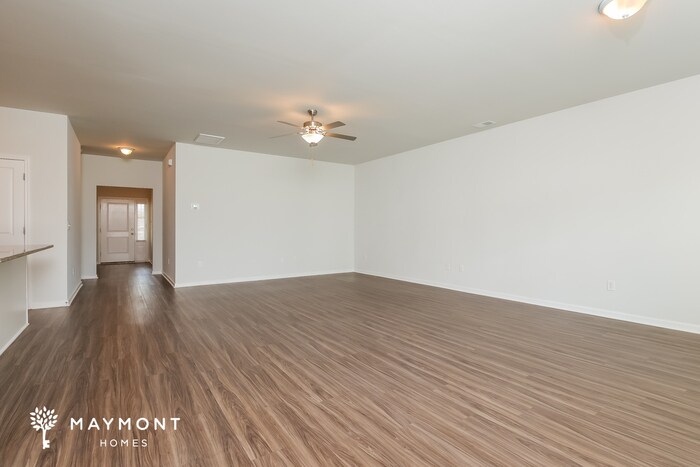 Building Photo - 301 Augustine Dr