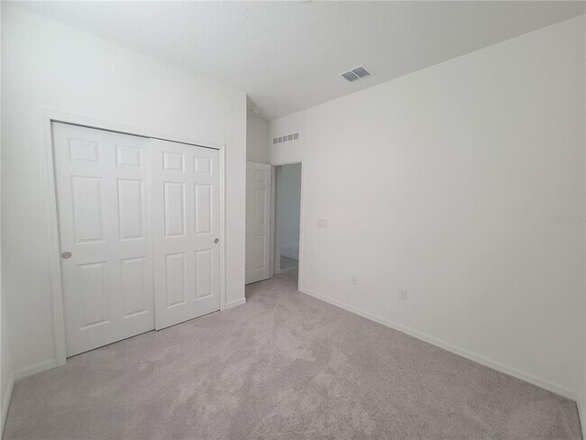 Building Photo - 1346 Normandy Dr