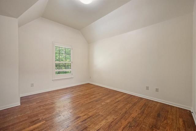 Building Photo - 10941 Yorkshire Ln