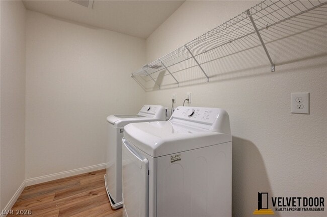 Building Photo - 2725 Luzzi Walk