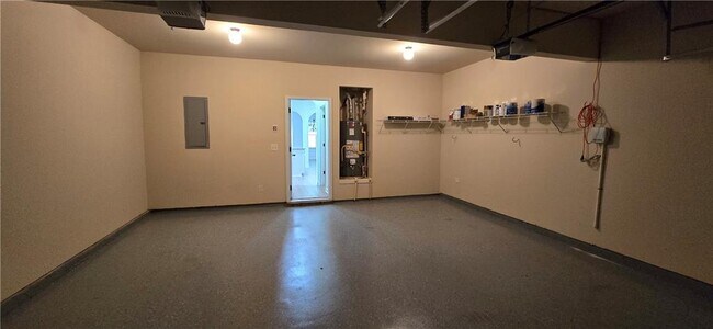 Building Photo - 1171 Gateview Dr SW