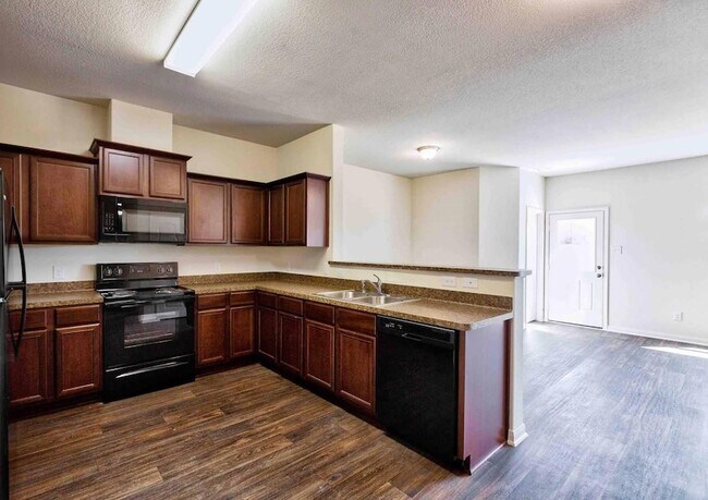 Building Photo - 112 Blue Crest Ln