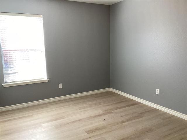 Building Photo - 825 Coppin Dr