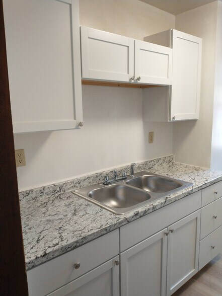 Kitchen View 3 - 702 N Aurora St