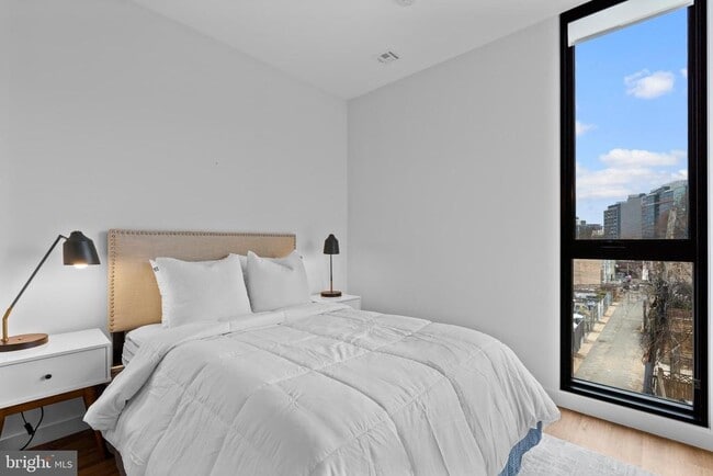 Building Photo - 57 N St NW