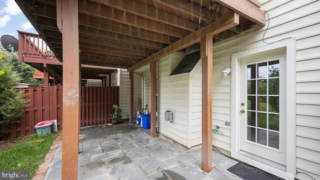 Building Photo - 13650 Mills Farm Rd