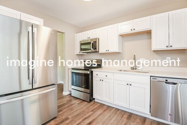 Building Photo - 7881 Driftwood Drive