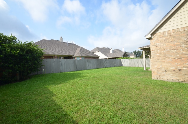 Building Photo - 25619 Tower Side Ln