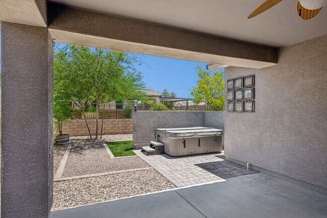 Building Photo - Beautiful newer-build home located in the highly desirable East Mesa area in Eastmark. - 55+ Comm...