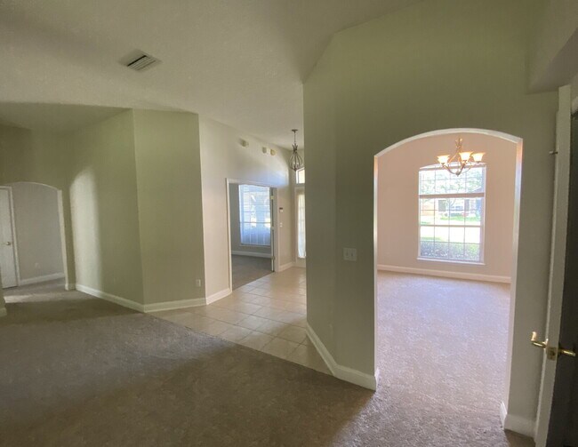 Building Photo - 9533 Maidstone Mill Dr W