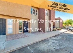 Building Photo - Updated 2 bedroom in Tempe!