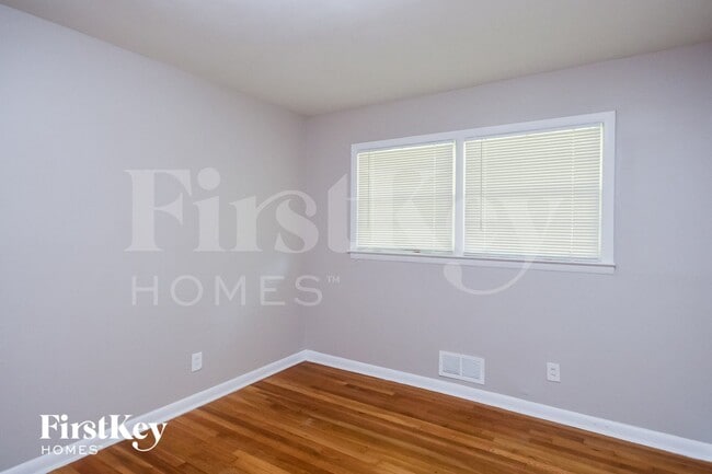 Building Photo - 1175 Milstead Ave NE