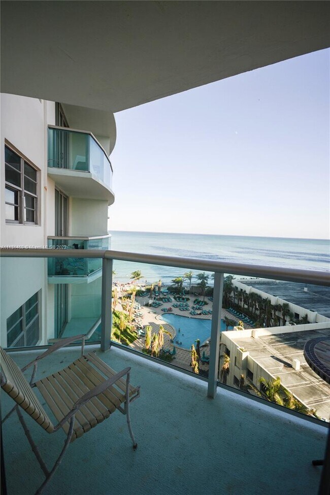 Building Photo - 3801 S Ocean Dr