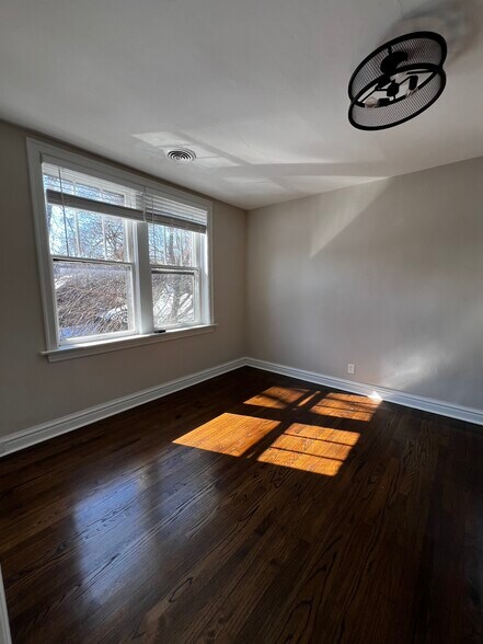 Building Photo - 7440 Delmar Blvd