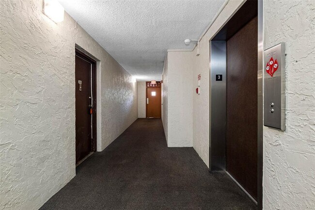 Building Photo - 5820 N Church Ave