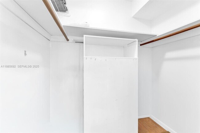 Building Photo - 5000 NW 36th St