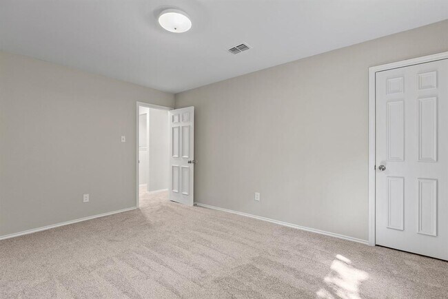 Building Photo - 13131 New Boston Bend