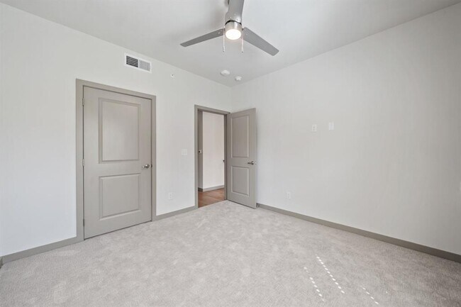 Building Photo - 691 Union Chapel Rd