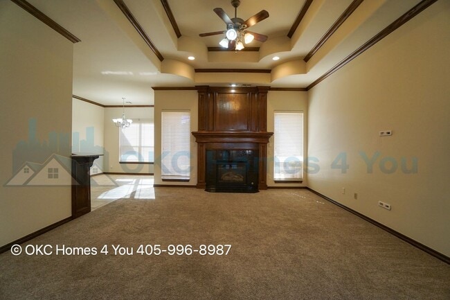 Building Photo - Executive Home in Yukon - Save $950 off the first full months rent!