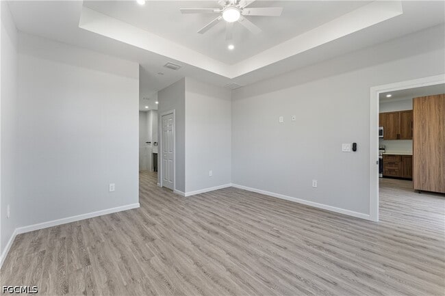 Building Photo - 4730 NW 38th Pl