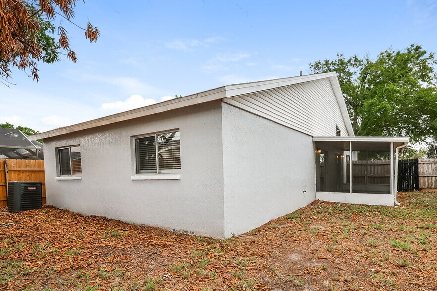 Building Photo - 11105 Cherrywood Ln