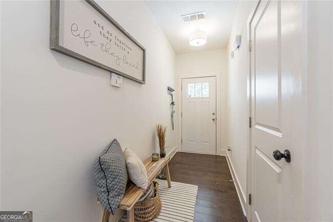 Building Photo - 5392 Brooklands Dr