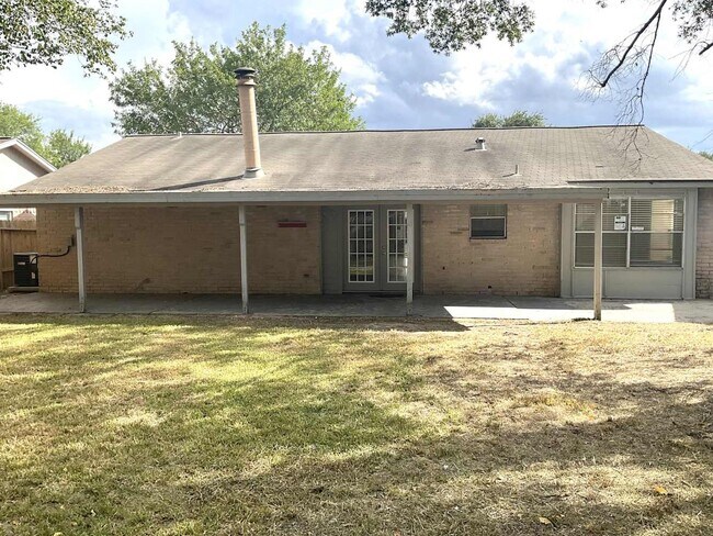 Building Photo - 9922 Appleridge Dr