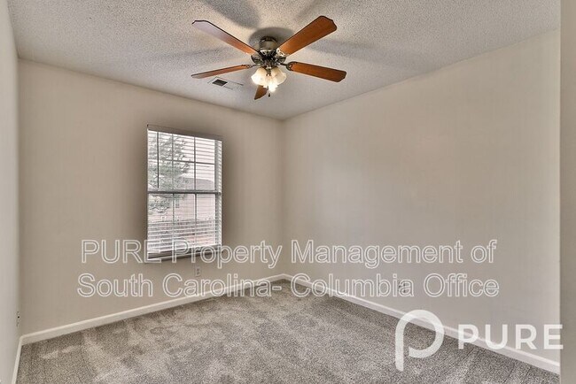 Building Photo - 433 Spring Oak Ln