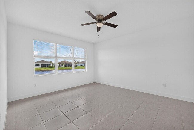 Building Photo - 13352 SW River Rock Rd