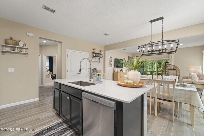 Building Photo - 9686 Lovage Ln