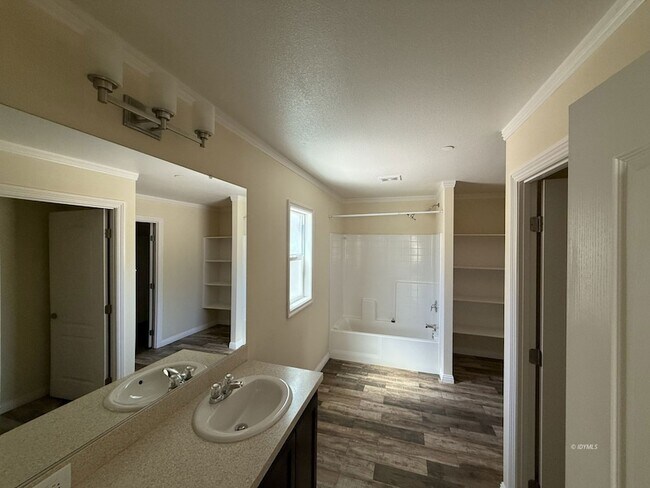 Building Photo - 54325 Pine Crest Ave