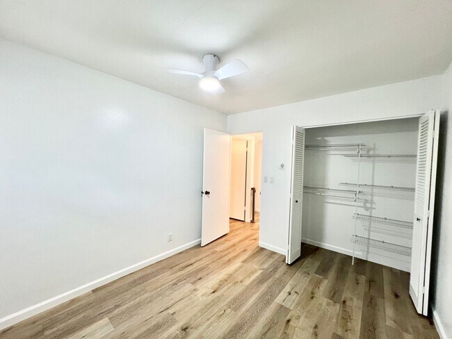 Building Photo - 3br/2.5ba/2pkg in Kaneohe PETS NEGOTIABLE