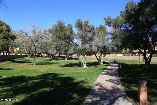 Building Photo - 15845 N 50th St