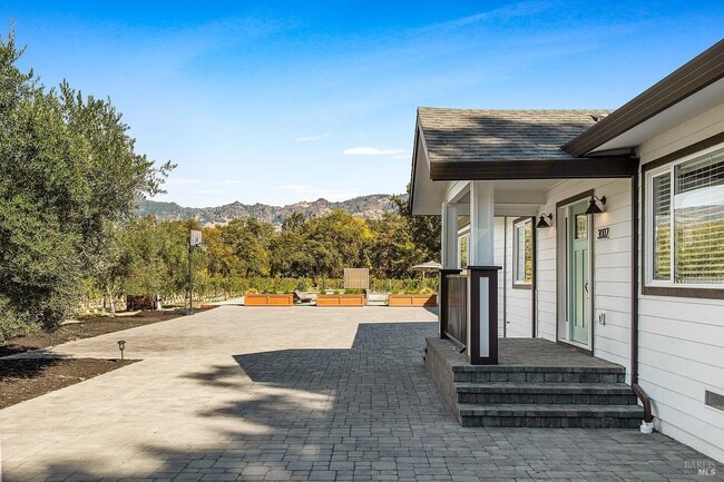 Building Photo - 3002 Foothill Blvd