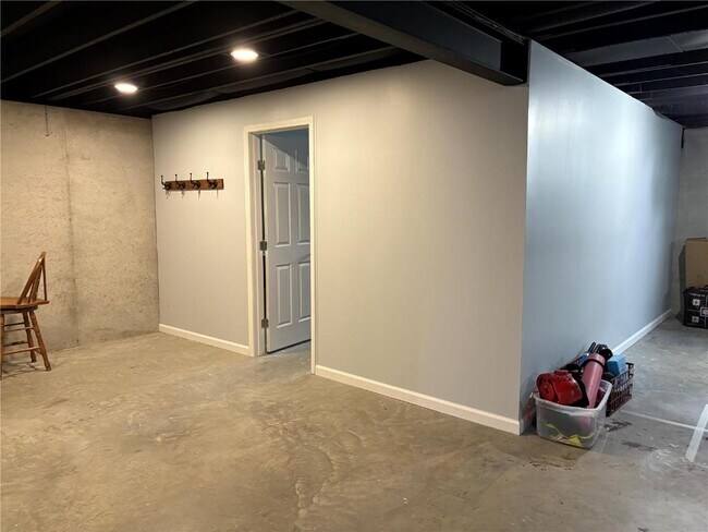 Building Photo - 964 Prairie Crossing