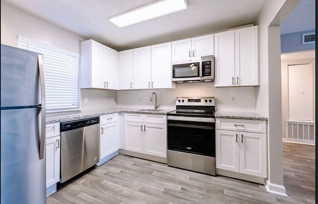 Building Photo - Modern Living at Westside Court