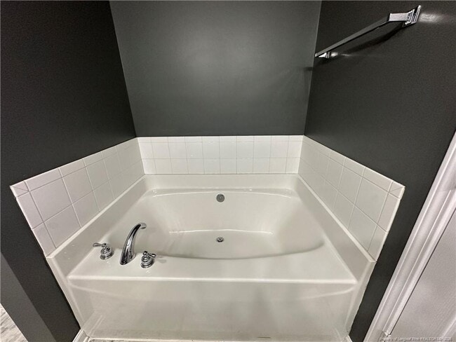 Building Photo - 3411 Hill St