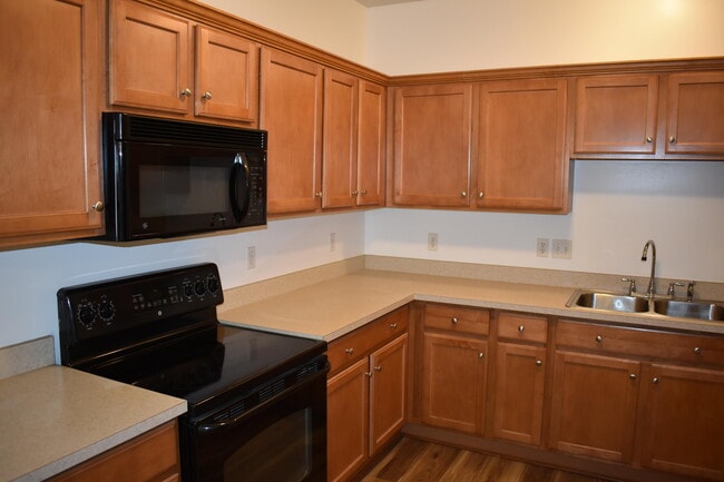 Building Photo - 39696 Rockcrest Ln