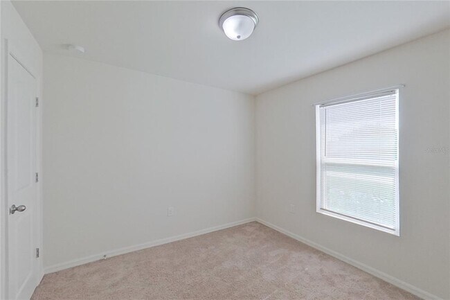 Building Photo - 2920 NE 2nd Ave