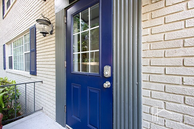 Building Photo - 1643 Briarcliff Rd NE