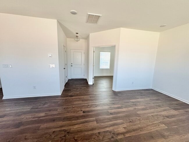 Building Photo - Beautiful New Construction 4 bedroom 2 1/2 bath home in the Kensington community.